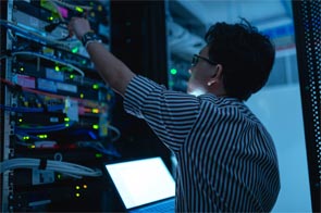 Man working in IT
